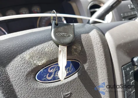 2010 Ford F-150 Xl/Xlt z USA, uszkodzony, nr VIN 1FTEW1E8XAFD64725